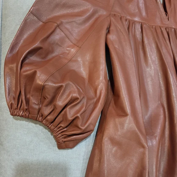 AERON NWT Genuine Leather Trapeze Long Sleeve VNeck Luxurious Dress 38 US 6 - Picture 6 of 15